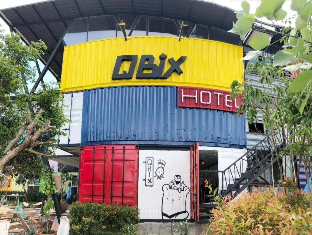 Qbix Hotel Кхонкен Екстер'єр фото