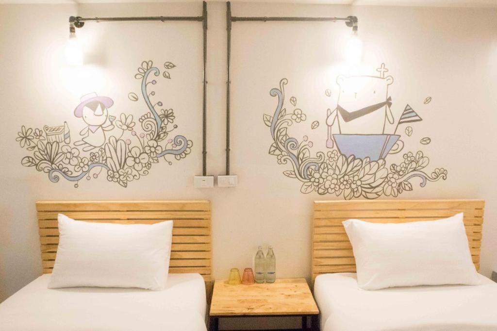 Qbix Hotel Кхонкен Екстер'єр фото