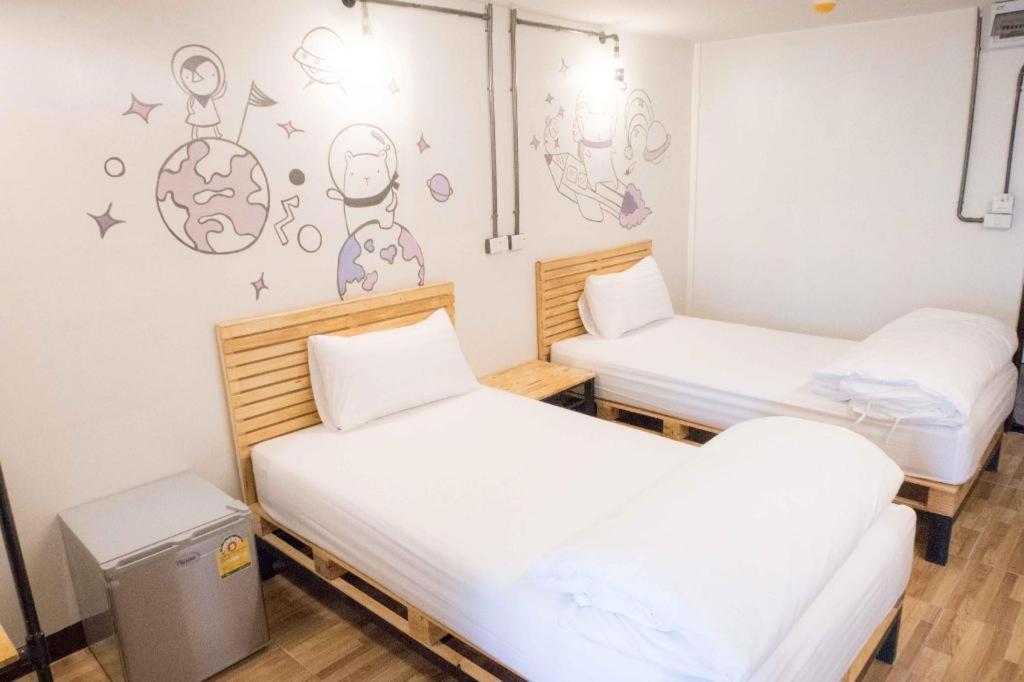 Qbix Hotel Кхонкен Екстер'єр фото