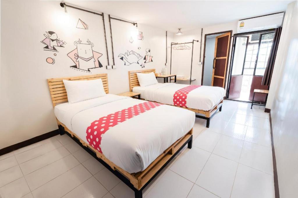 Qbix Hotel Кхонкен Екстер'єр фото
