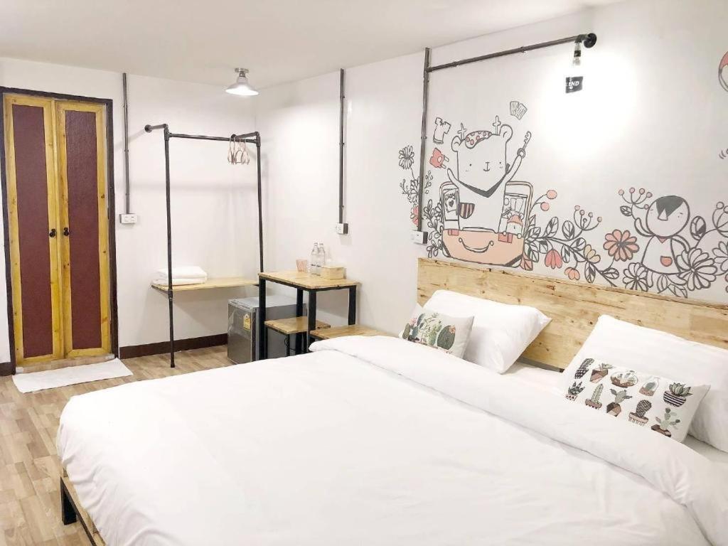 Qbix Hotel Кхонкен Екстер'єр фото
